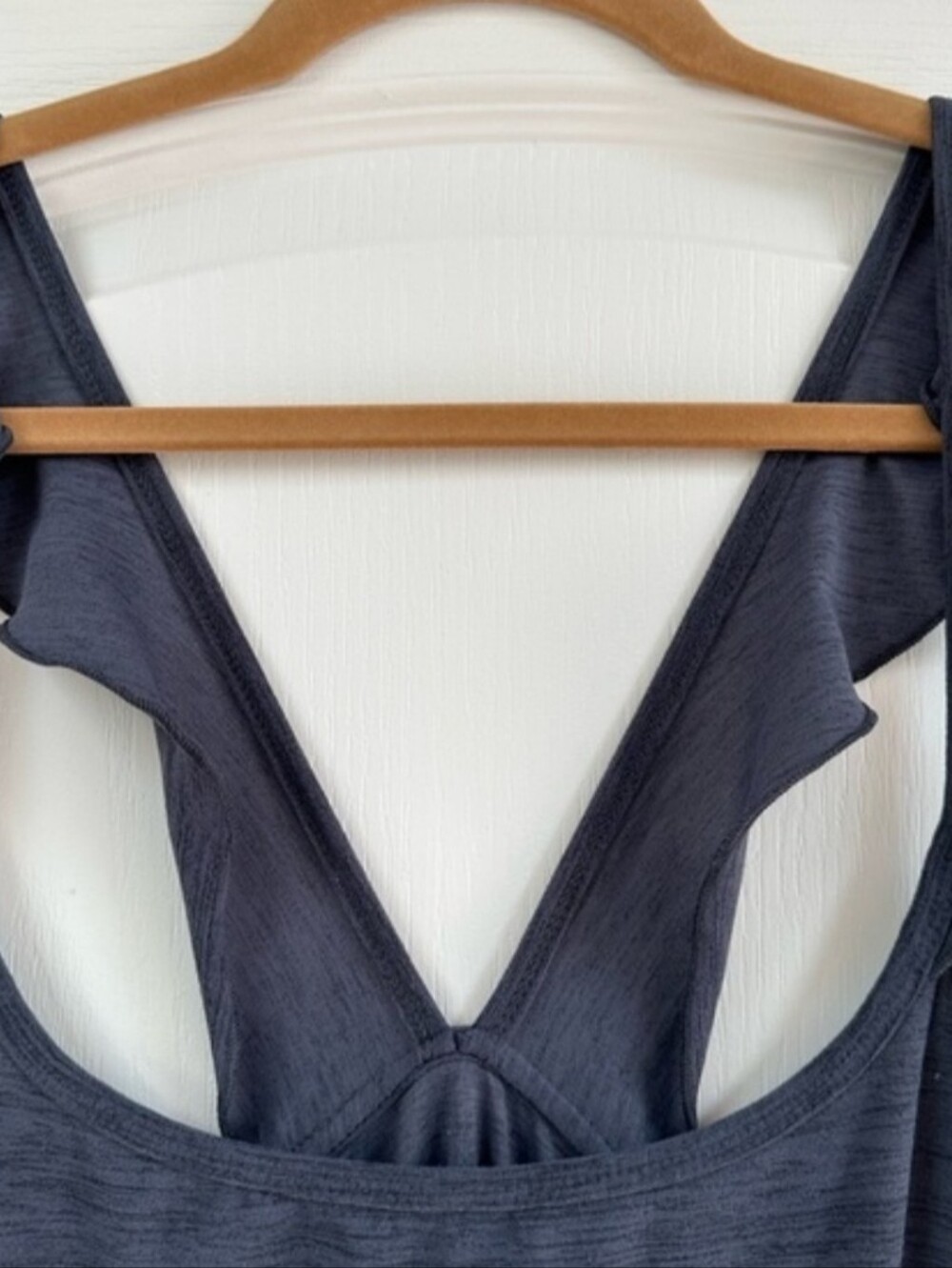 Old Navy Active Gray Ruffle Strap Tank - Picture 3 of 4